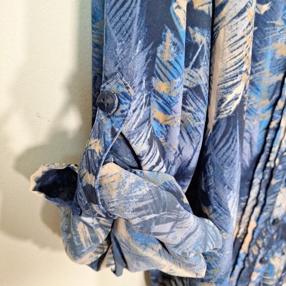 Catherines Blue Feather Print Button Up Blouse Long Sleeve Women Size 3X Boho - Picture 4 of 7